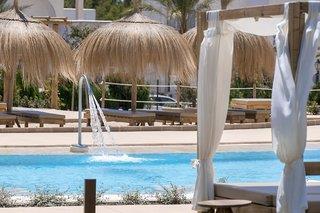 Eques Petit Resort