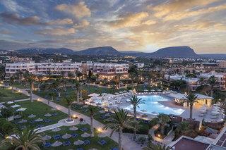 Anissa Beach & Village