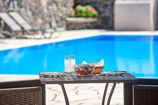 Terra Blue Hotel