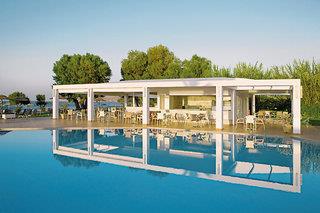 Geraniotis Hotel & Resort