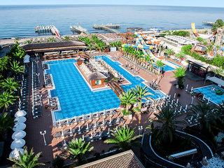 Quattro Beach Spa & Resort Hotel