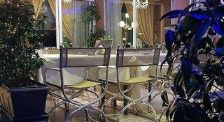 Hotel Yakinthos