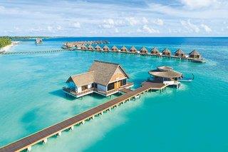 Mercure Maldives Kooddoo Resort