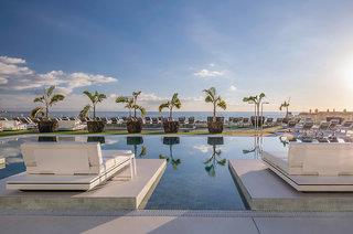 Royal Hideaway Corales Suites