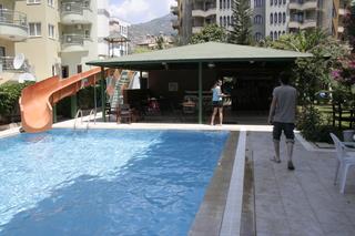 The S Apart & Suit Hotel