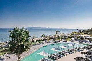 Blue Carpet Luxury Suites