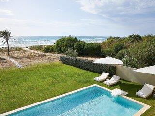 Mandola Rosa, A Grecotel Resort to Live