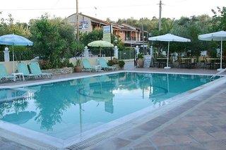 Makis Louvlis Apartments & Studios