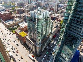 14&nbsp;Tage&nbsp;in&nbsp;Montreal Warwick Le Crystal - Montreal