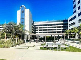 Hilton Woodland Hills