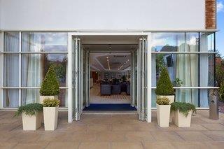 Holiday Inn Express Racecourse