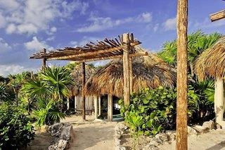 Papaya Playa Project