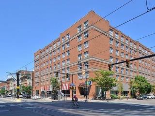 Holiday Inn Express & Suites Buffalo Downtown - New York