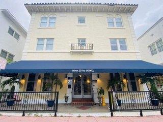 Nine20 Collins Apartments by Lowkl 1