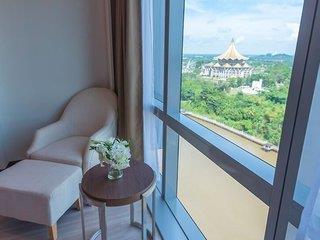 Riverside Majestic Hotel 1