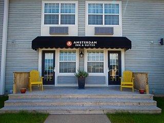 Amsterdam Inn & Suites Moncton 1
