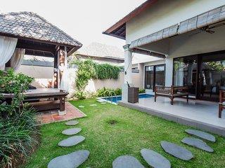 Aldeoz Grand Kancana Villa - Bali
