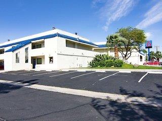 Motel 6 Palm Springs North