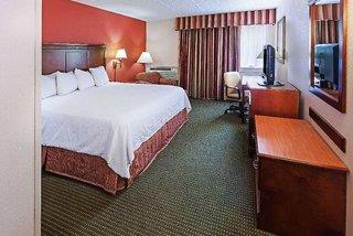 AmericInn Hotel & Suites Omaha