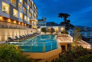 The Andaman Beach Hotel Phuket Patong 1