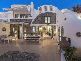 Afroessa Hotel by Caldera Houses