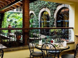 Fairview Hotel 1
