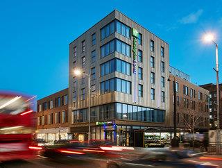 Holiday Inn Express London - Ealing 3*