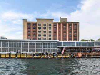 Four Points by Sheraton Niagara Falls