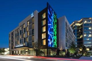 AC Hotel Tampa Airport 1