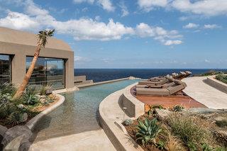 Seaside Acro Luxury Suites