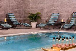 Axel Hotel San Sebastian 1