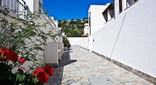 Poseidon Residence 1