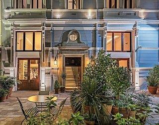 Labotessa Luxury Boutique Hotel