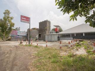 Bwalk Hotel by OYO Rooms