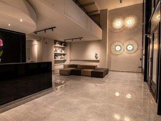 THB_999_H295836
