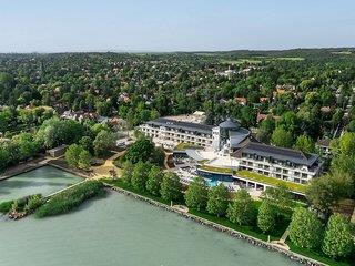 7 Tage HP & Flug ab 829 Euro