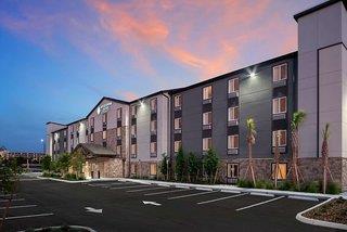 WoodSpring Suites Orlando I-4 & Convention Center 1
