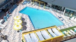 voco The Tuxon, an IHG Hotel