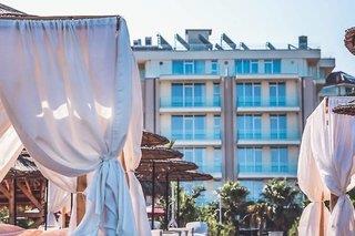 Hotelbild von Lotus Beach Resort
