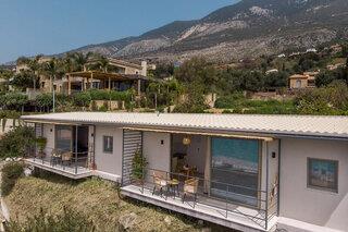 Thea Luxury Suites