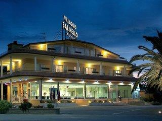 Villaggio Salinello 4*