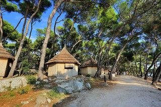 Pine Beach Pakostane Adriatic Eco Resort