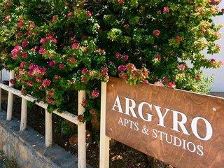 Argyro Apartments