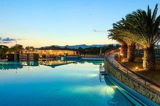 Tirreno Resort - Sardínia