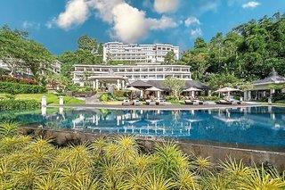 Royal Tulip Saranam Resort & Spa