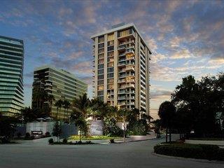 Courtyard Miami Coconut Grove 1