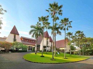 Novotel Surabaya - Hotel & Suites