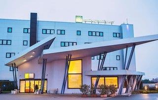 Holiday Inn Express Milan Malpensa Airport 3*