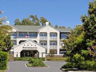 River Terrace Inn