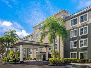 La Quinta Inn & Suites by Wyndham Naples East
